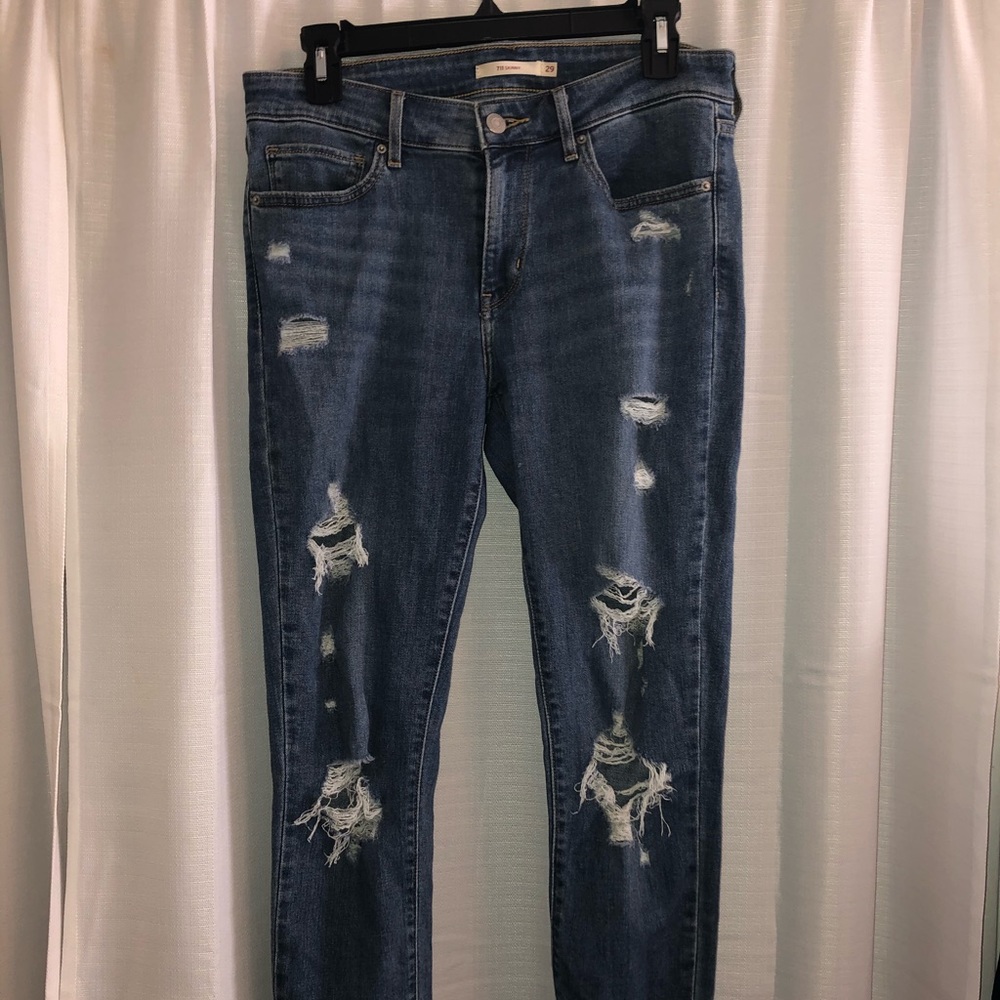 Levi 711 skinny jeans